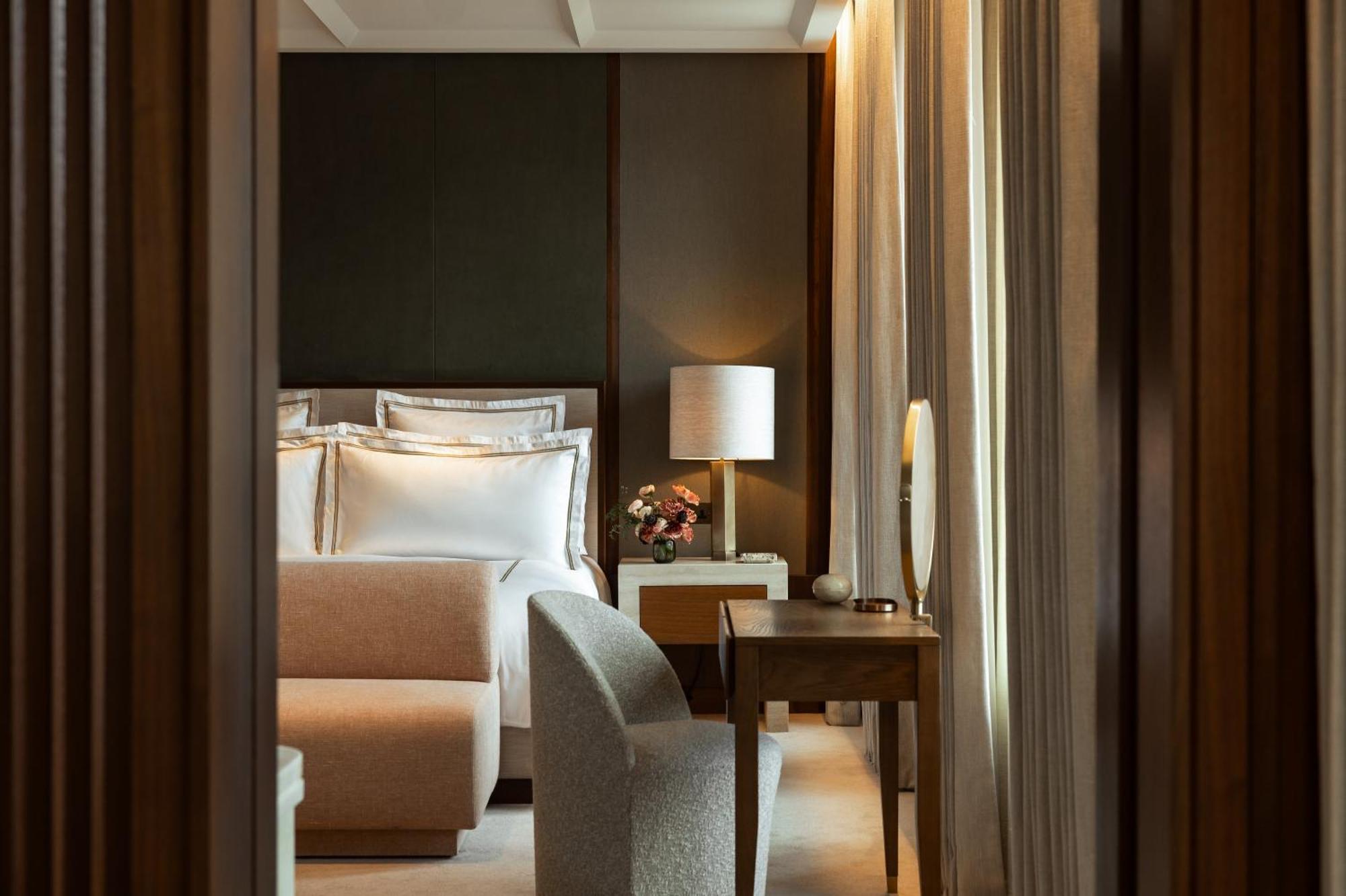 The Chancery Rosewood London Rum bild